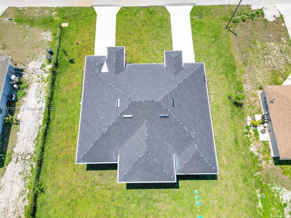 Recently Rented: $2,200 (3 beds, 2 baths, 0 Square Feet)