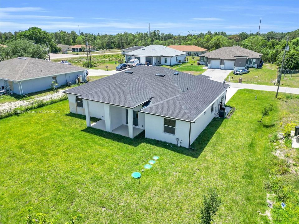 Recently Rented: $2,200 (3 beds, 2 baths, 0 Square Feet)