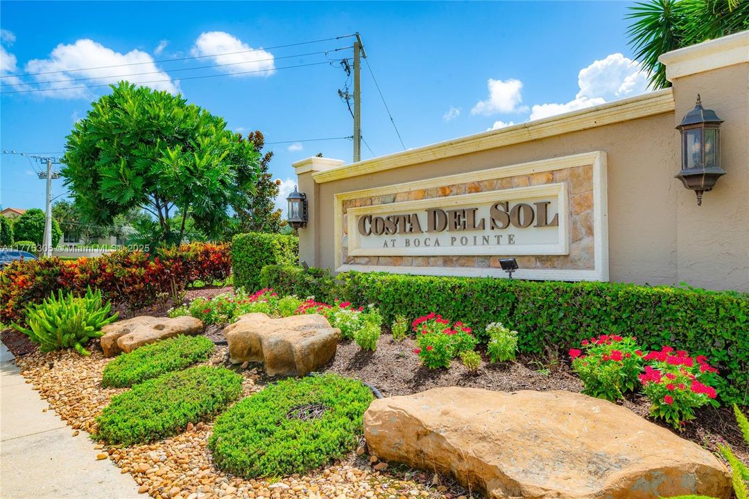 合同活跃: $699,000 (3 贝兹, 2 浴室, 1861 平方英尺)