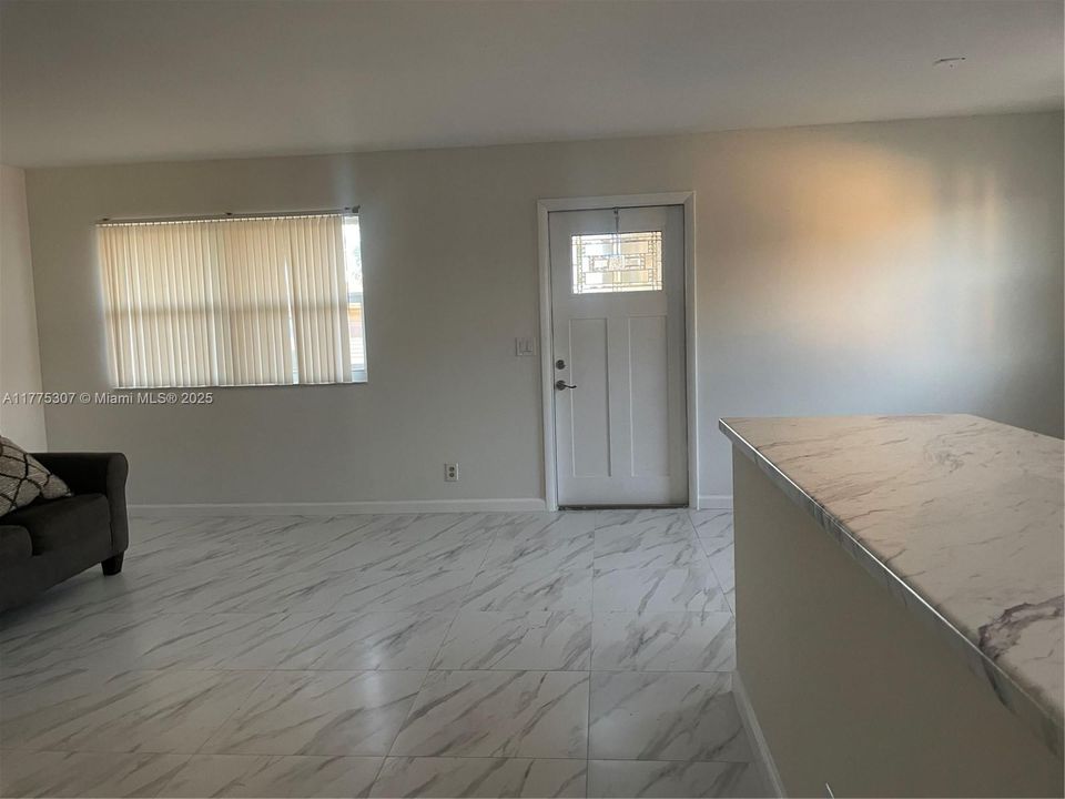 Active With Contract: $75,000 (2 beds, 2 baths, 880 Square Feet)