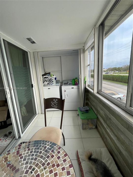 Vendido Recientemente: $60,000 (1 camas, 1 baños, 720 Pies cuadrados)