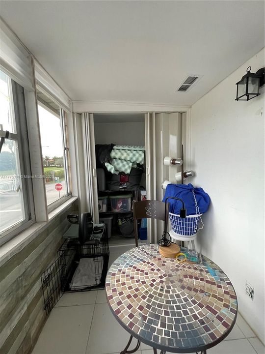 Vendido Recientemente: $60,000 (1 camas, 1 baños, 720 Pies cuadrados)