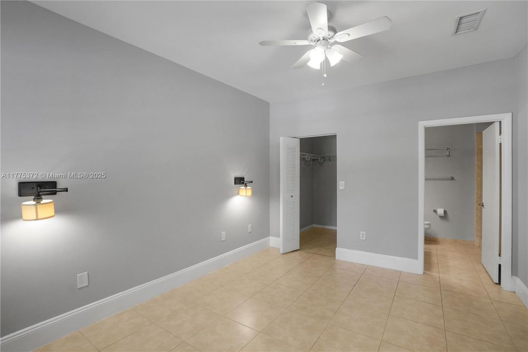 Recently Rented: $2,200 (2 beds, 2 baths, 854 Square Feet)