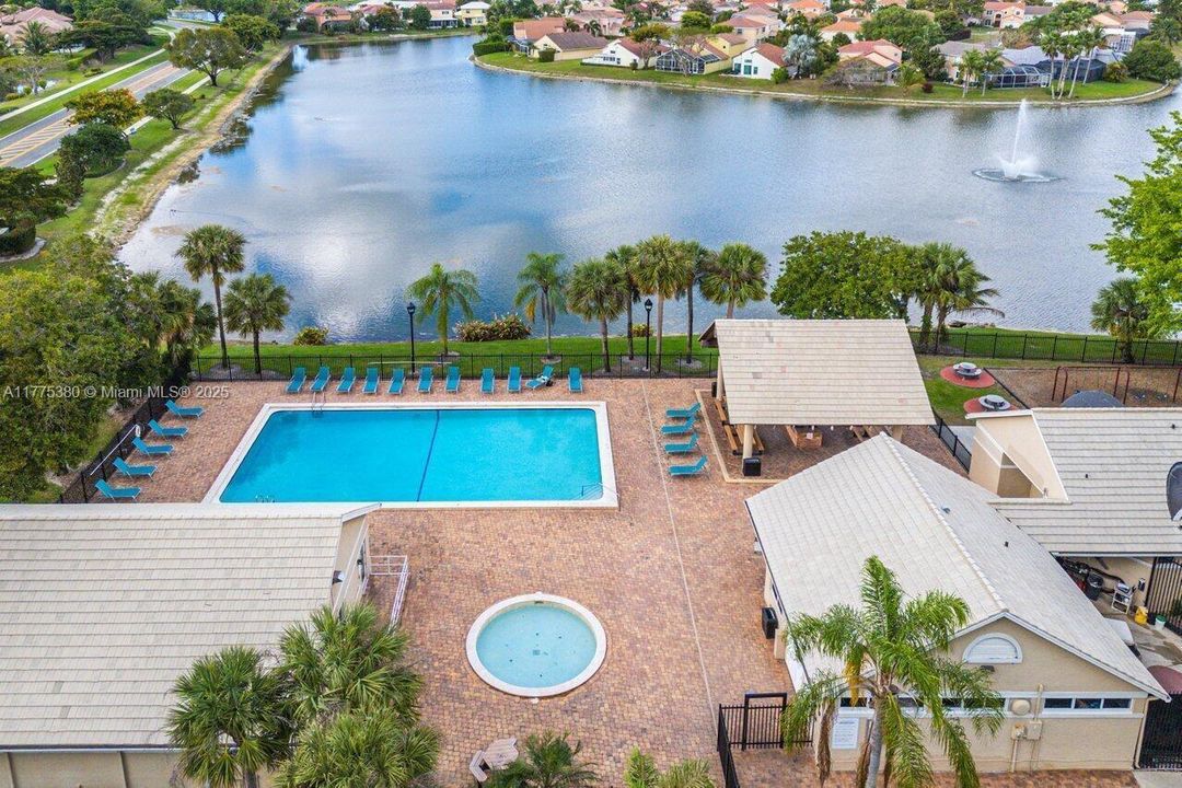 Vendido Recientemente: $750,000 (3 camas, 2 baños, 2223 Pies cuadrados)