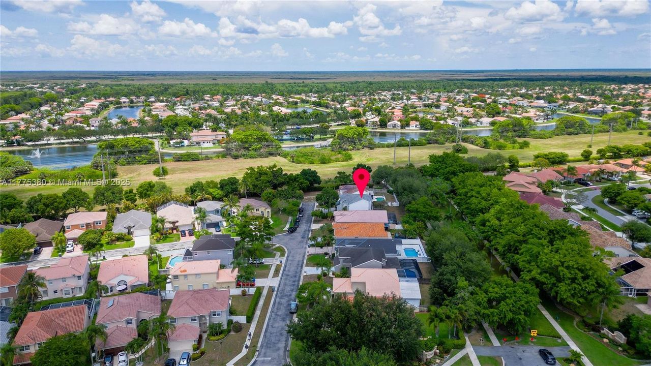 Vendido Recientemente: $750,000 (3 camas, 2 baños, 2223 Pies cuadrados)