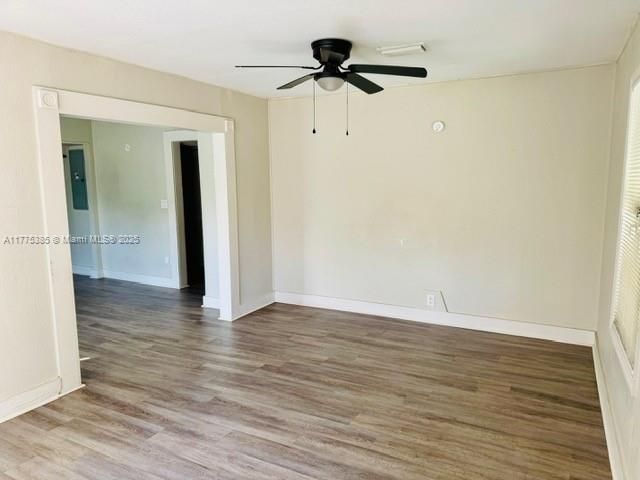 Недавно продано: $140,000 (2 спален, 1 ванн, 836 Квадратных фут)