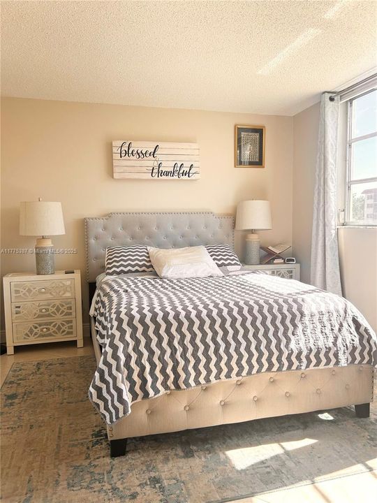 For Rent: $2,000 (2 beds, 2 baths, 1170 Square Feet)