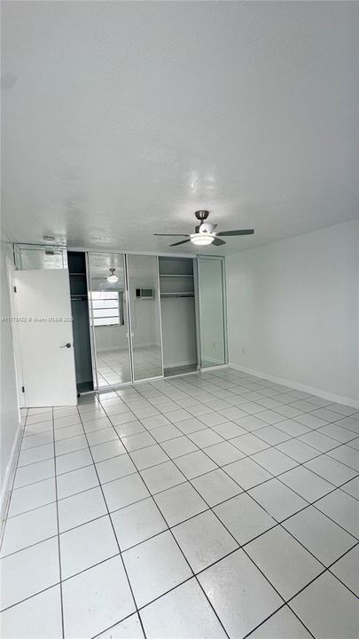 最近租的: $1,900 (1 贝兹, 1 浴室, 635 平方英尺)