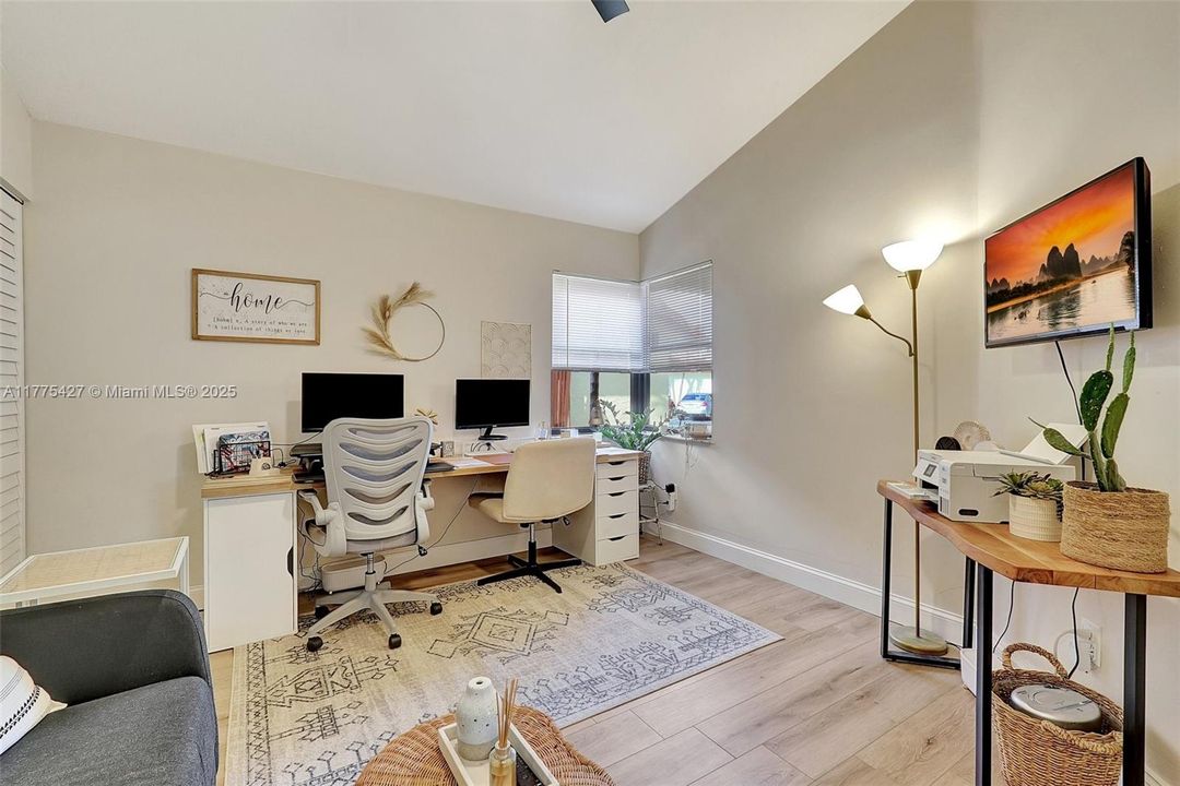 Recently Sold: $564,900 (3 beds, 2 baths, 1416 Square Feet)