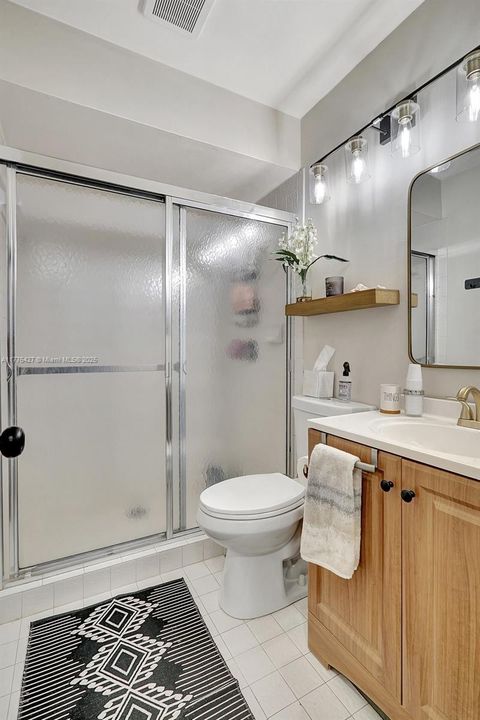 Recently Sold: $564,900 (3 beds, 2 baths, 1416 Square Feet)