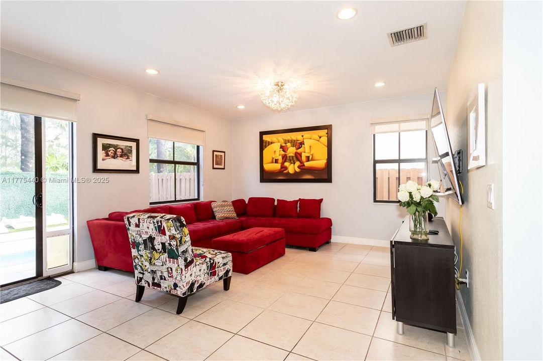 For Sale: $869,899 (3 beds, 2 baths, 2462 Square Feet)