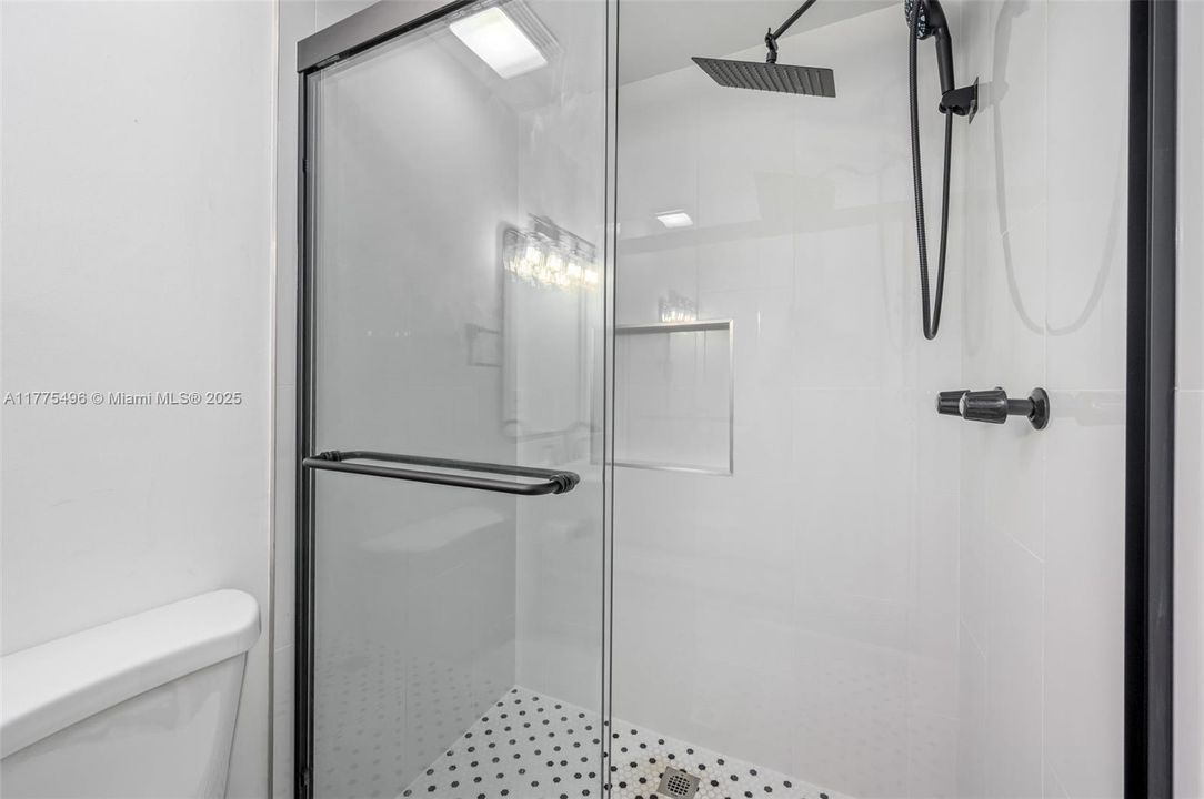 最近租的: $2,500 (3 贝兹, 2 浴室, 1152 平方英尺)