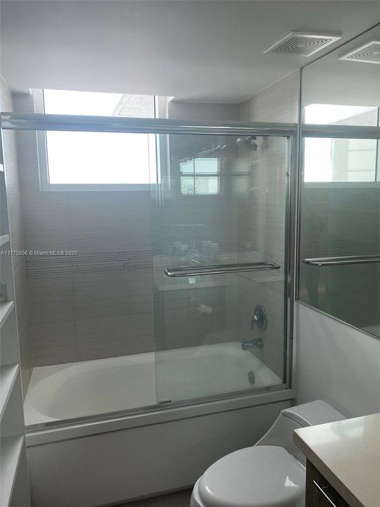 待售: $604,000 (1 贝兹, 1 浴室, 530 平方英尺)