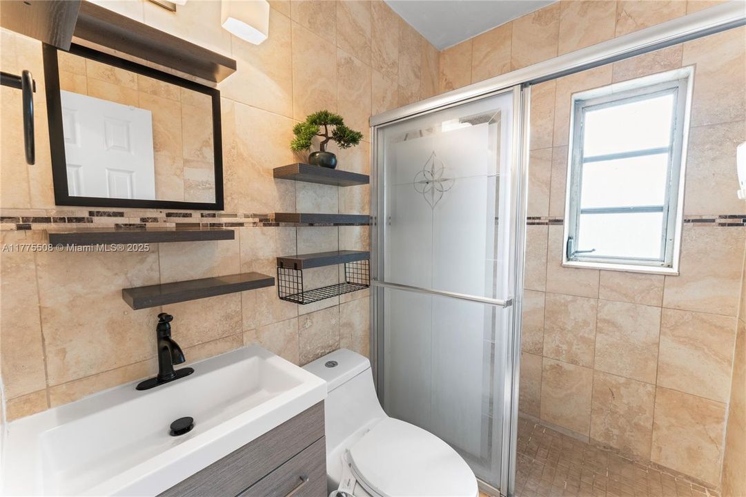 Recently Sold: $495,000 (4 beds, 2 baths, 875 Square Feet)