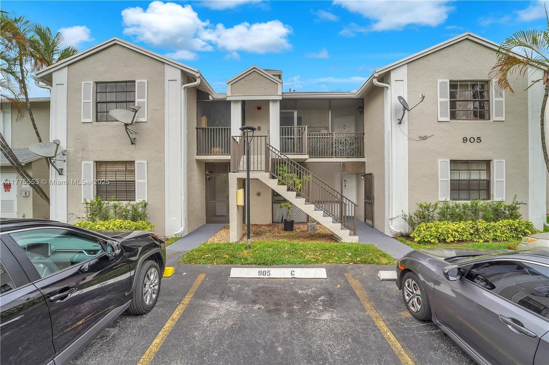 Recently Sold: $199,900 (2 beds, 1 baths, 863 Square Feet)