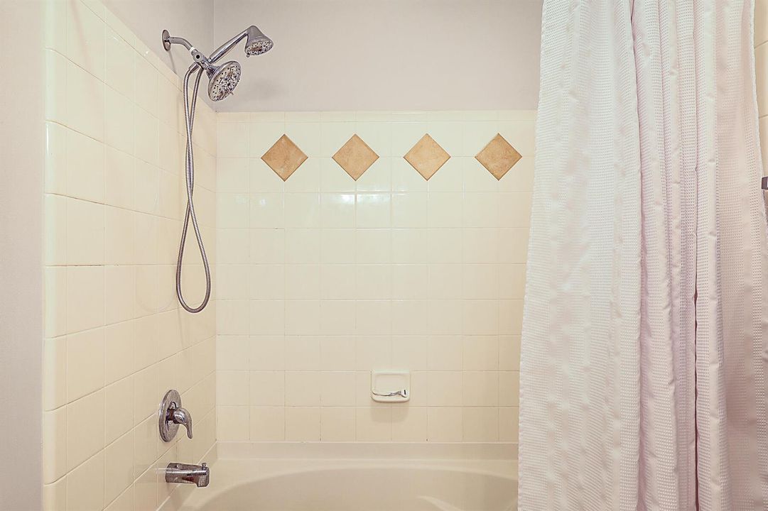 125 Galicia Way Unit 209-15