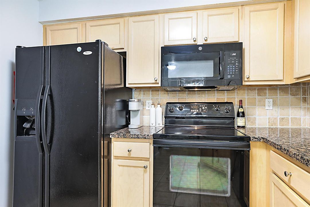125 Galicia Way Unit 209-8