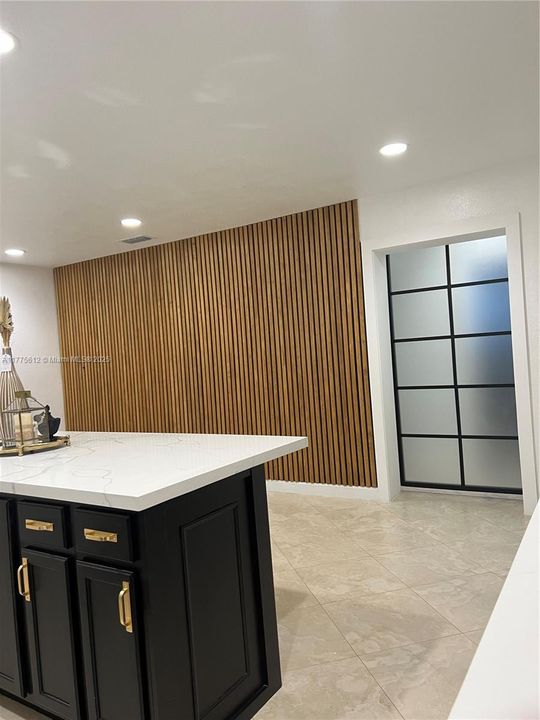 Recently Rented: $5,500 (4 beds, 3 baths, 2013 Square Feet)