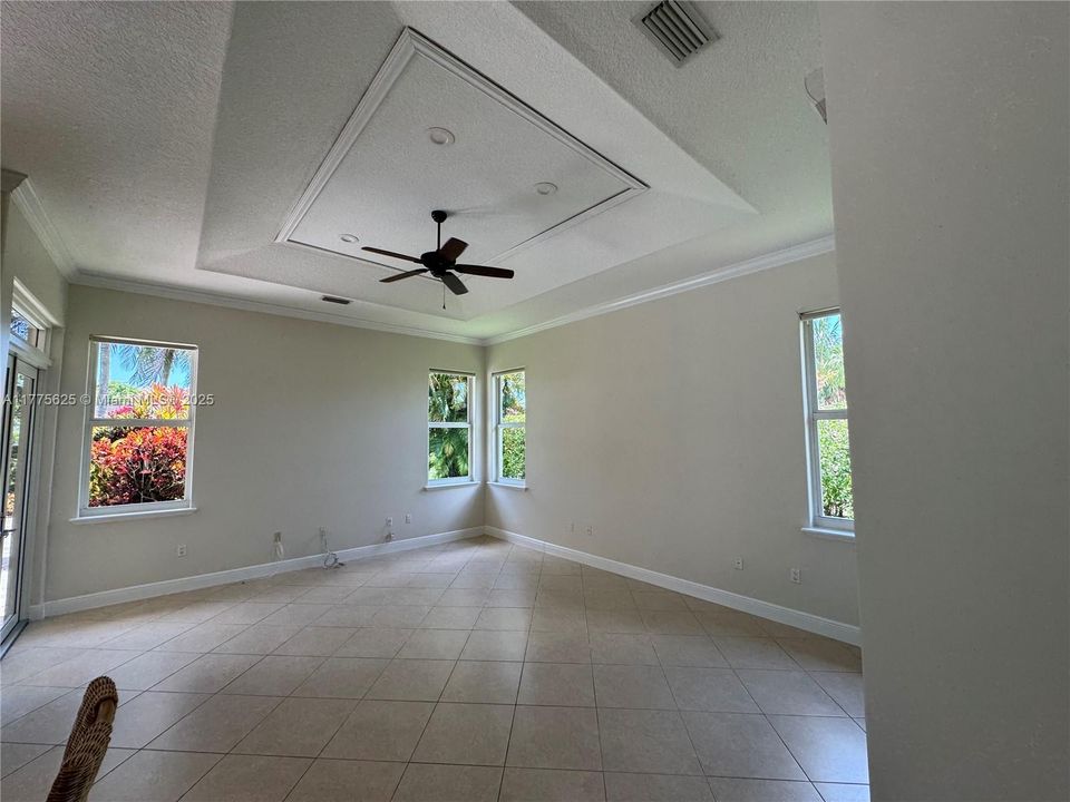 Recently Sold: $1,495,000 (4 beds, 4 baths, 3112 Square Feet)