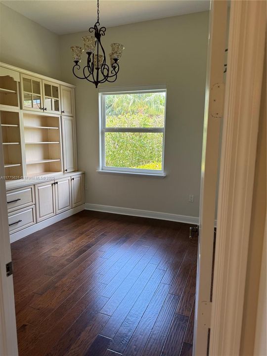 Recently Sold: $1,495,000 (4 beds, 4 baths, 3112 Square Feet)