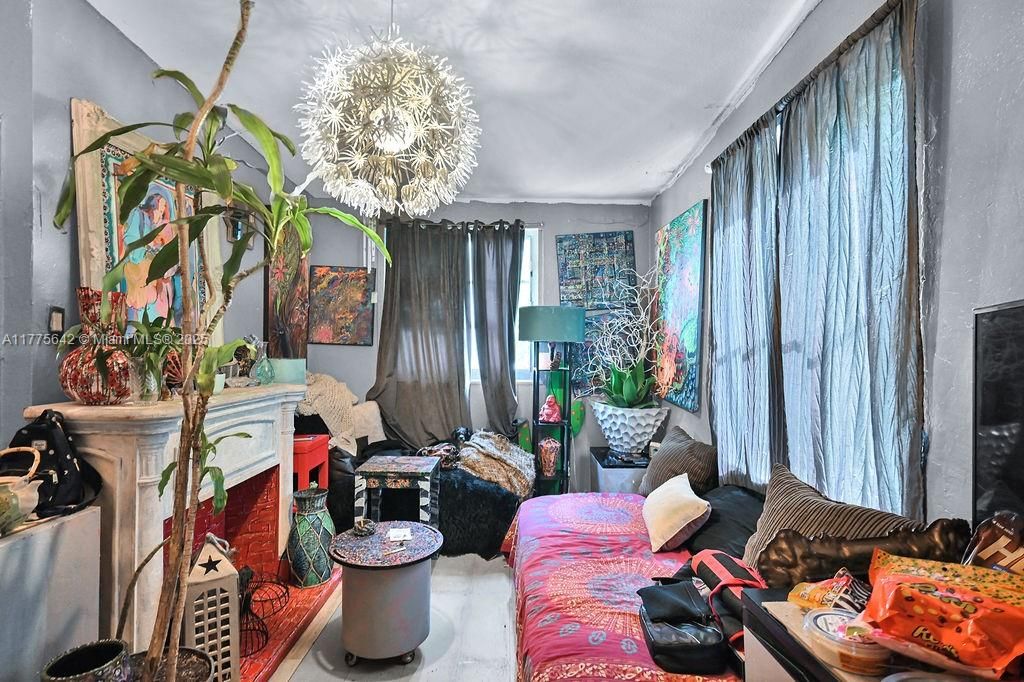 На продажу: $799,000 (5 спален, 2 ванн, 3062 Квадратных фут)