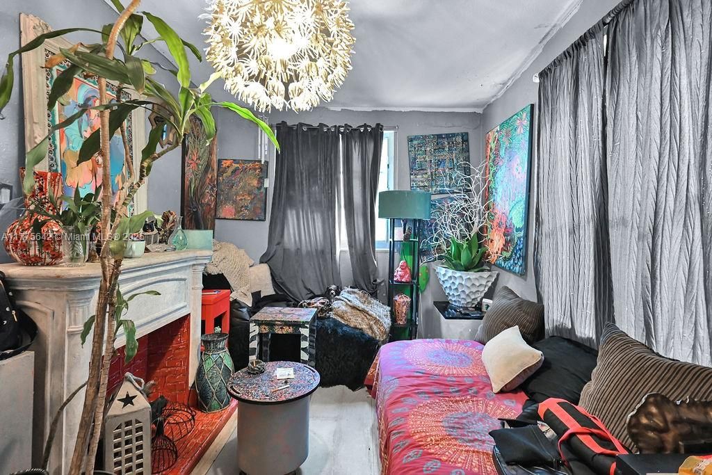 На продажу: $799,000 (5 спален, 2 ванн, 3062 Квадратных фут)