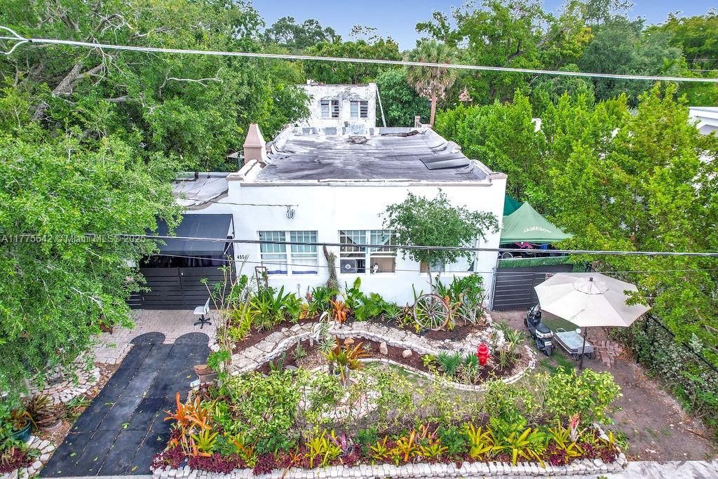 На продажу: $799,000 (5 спален, 2 ванн, 3062 Квадратных фут)