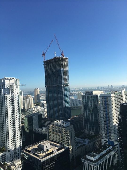待售: $725,000 (1 贝兹, 2 浴室, 880 平方英尺)
