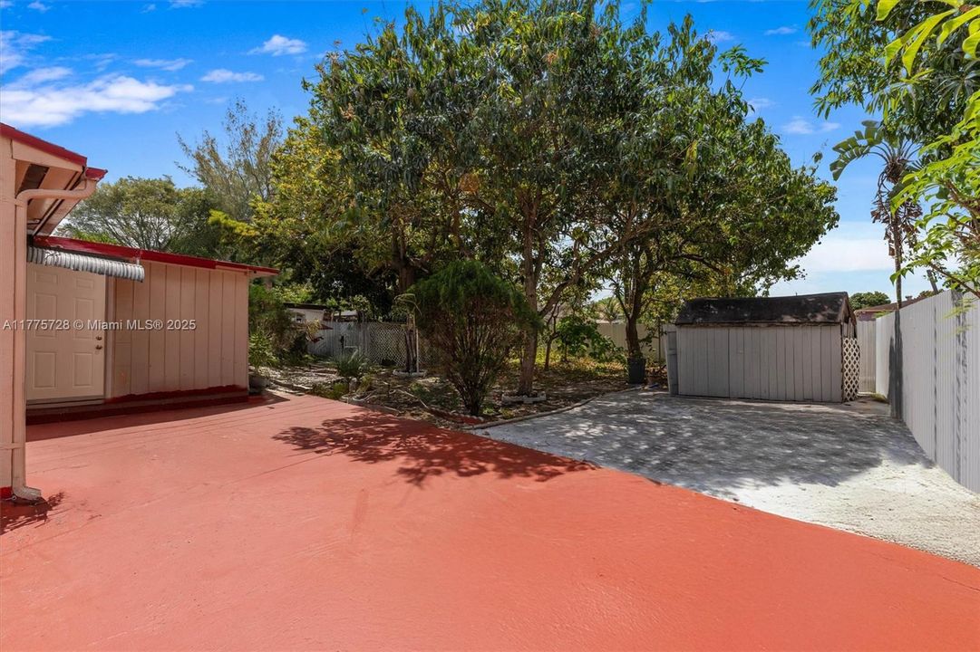 Vendido Recientemente: $399,999 (3 camas, 1 baños, 1479 Pies cuadrados)