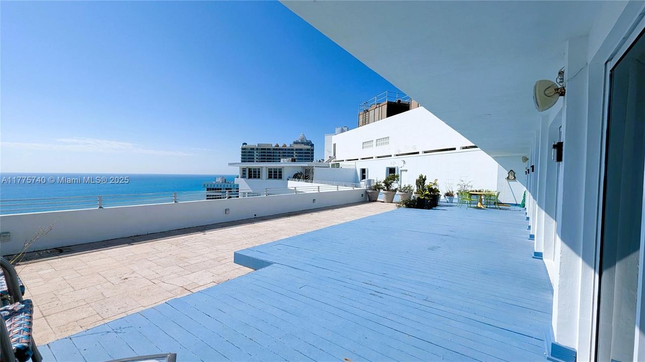 Недавно продано: $1,999,000 (3 спален, 3 ванн, 1969 Квадратных фут)