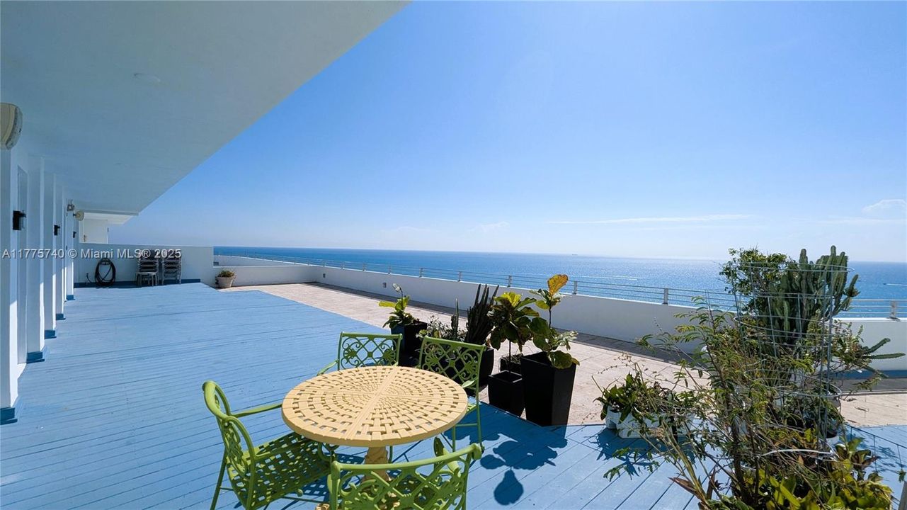 Недавно продано: $1,999,000 (3 спален, 3 ванн, 1969 Квадратных фут)