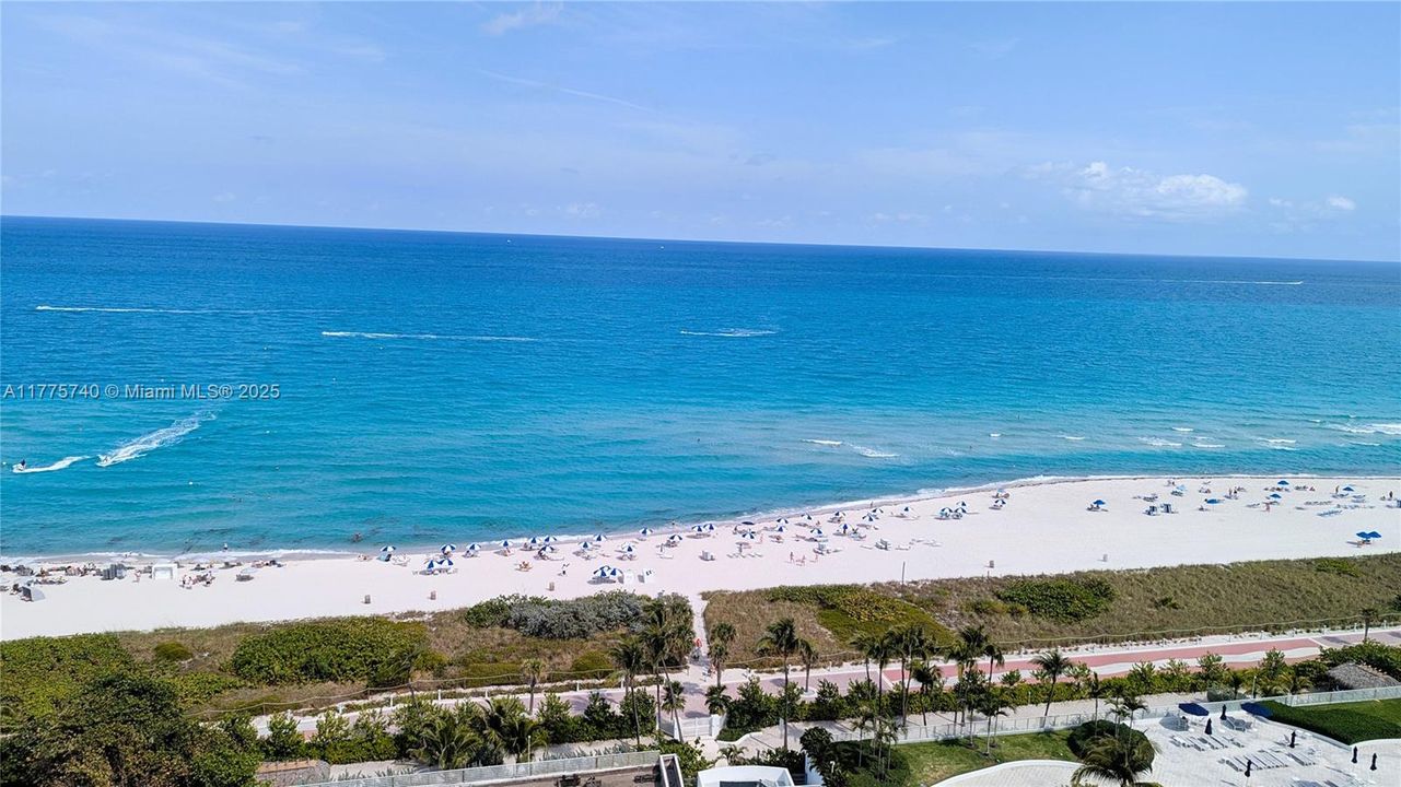 Недавно продано: $1,999,000 (3 спален, 3 ванн, 1969 Квадратных фут)