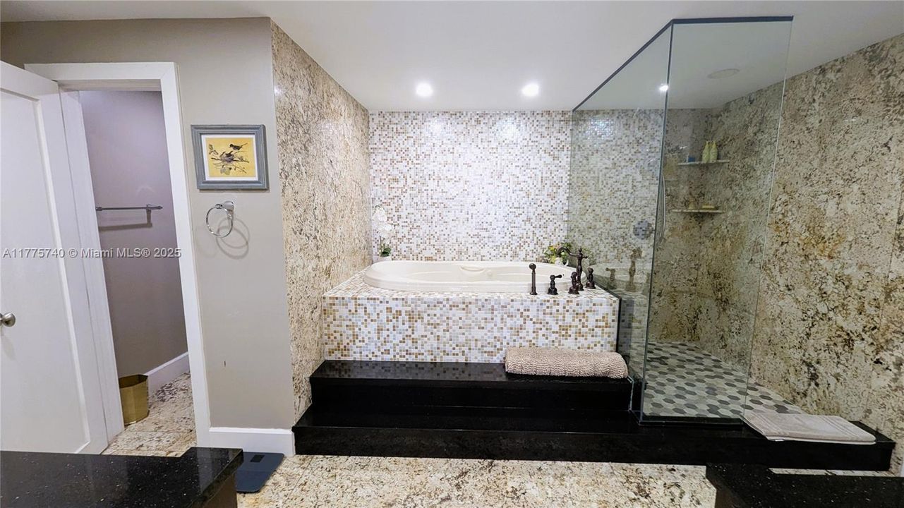 Недавно продано: $1,999,000 (3 спален, 3 ванн, 1969 Квадратных фут)