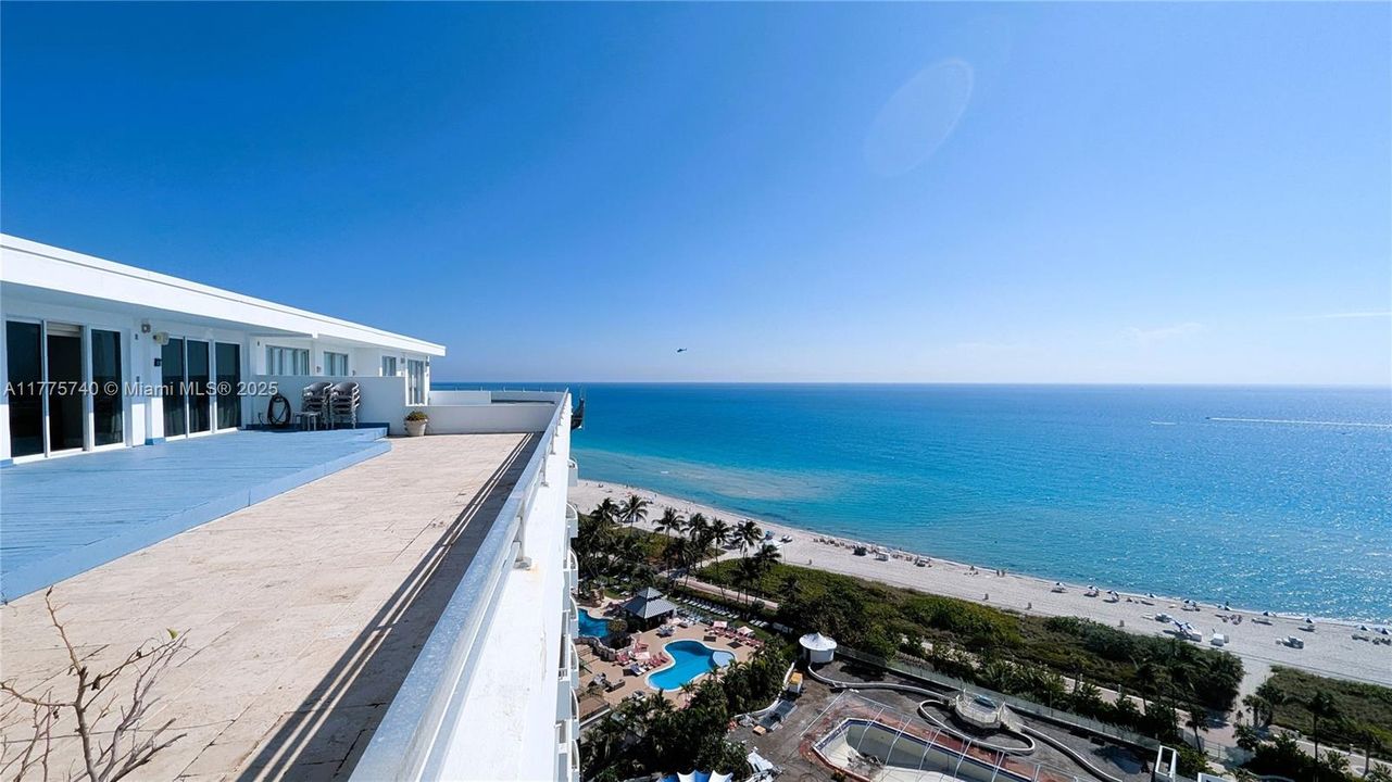 Недавно продано: $1,999,000 (3 спален, 3 ванн, 1969 Квадратных фут)