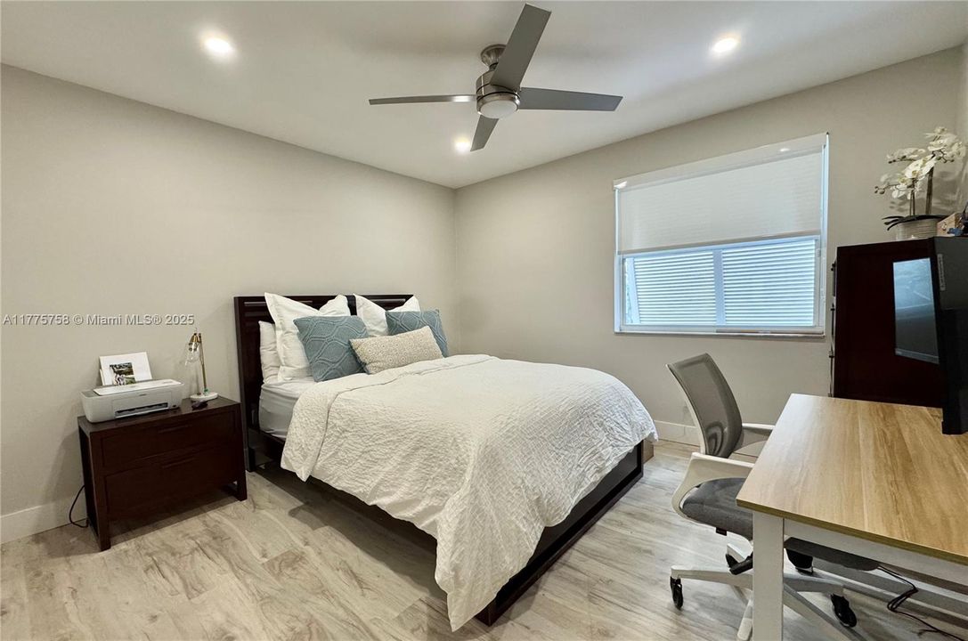 Недавно арендовано: $3,500 (3 спален, 3 ванн, 1686 Квадратных фут)