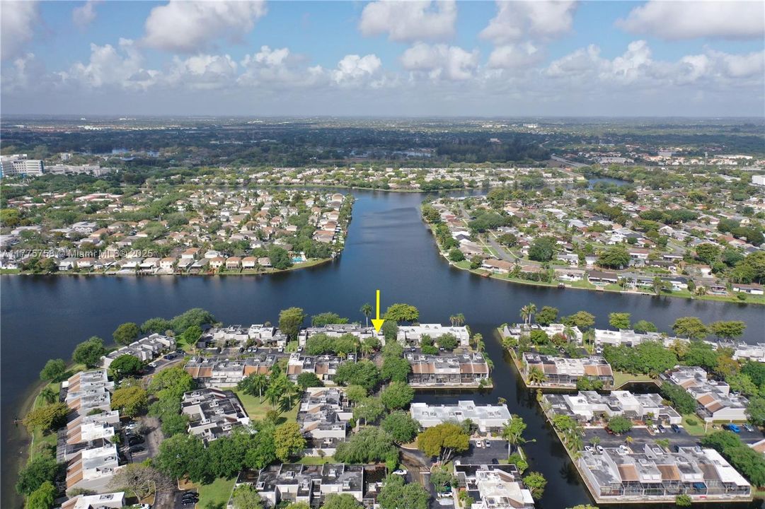 Недавно арендовано: $3,500 (3 спален, 3 ванн, 1686 Квадратных фут)