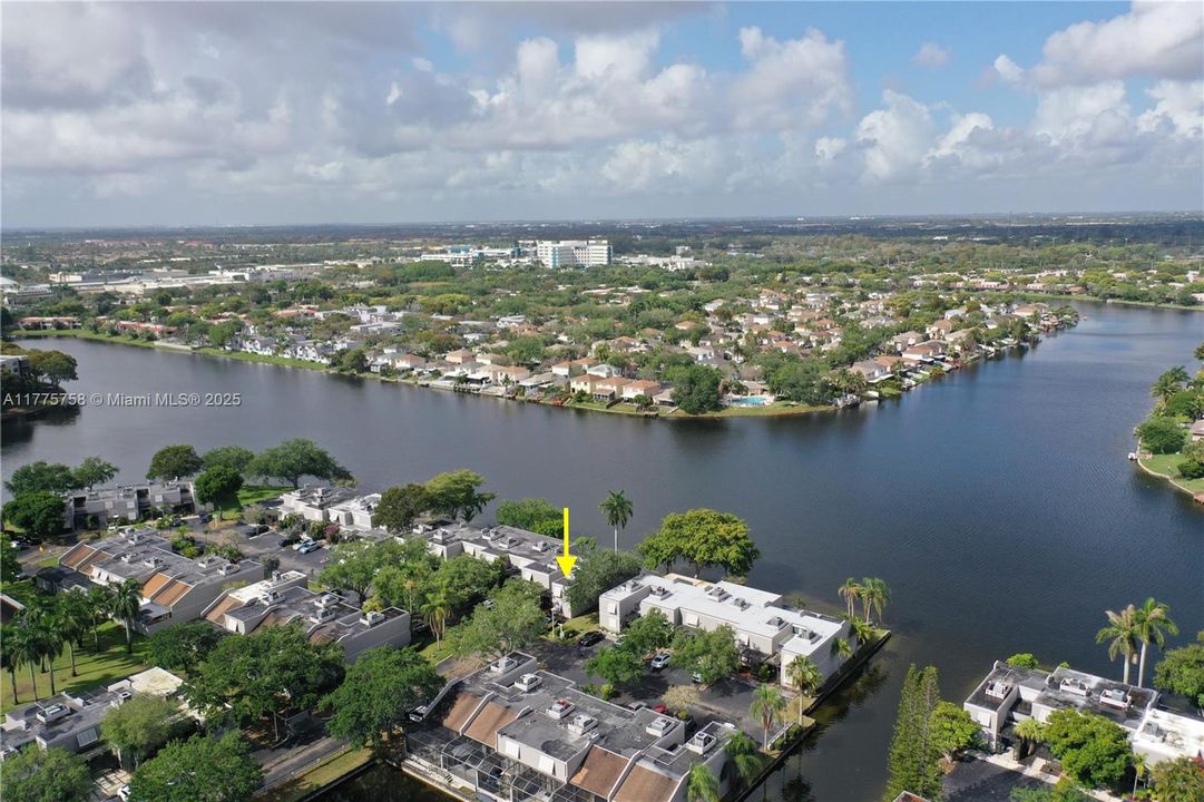 Недавно арендовано: $3,500 (3 спален, 3 ванн, 1686 Квадратных фут)