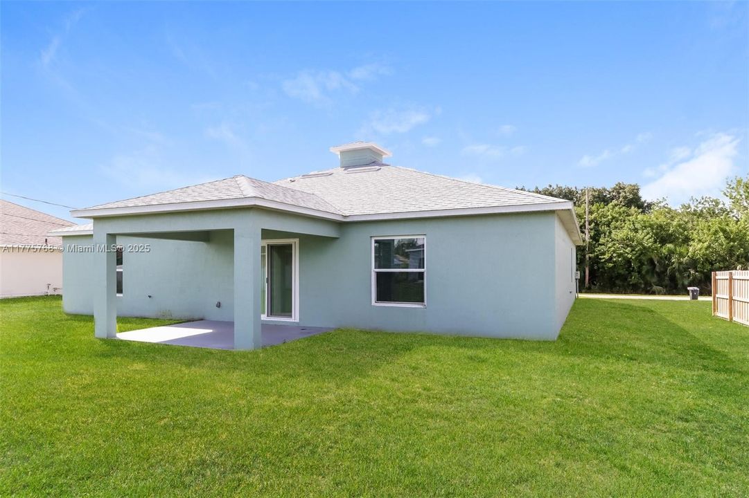 Recientemente alquilado: $2,570 (4 camas, 2 baños, 1880 Pies cuadrados)