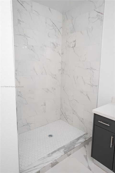 Recientemente alquilado: $3,100 (3 camas, 2 baños, 1608 Pies cuadrados)