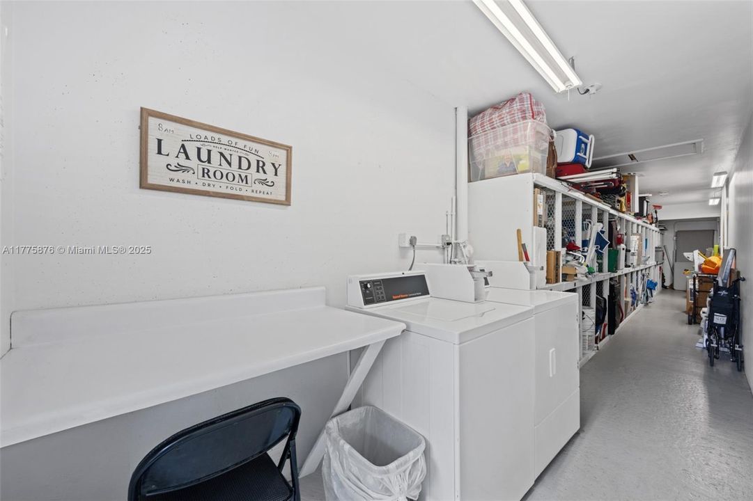 Active With Contract: $89,900 (2 beds, 1 baths, 820 Square Feet)