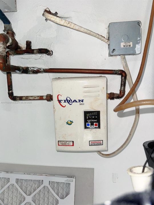 待售: $145,000 (1 贝兹, 1 浴室, 768 平方英尺)