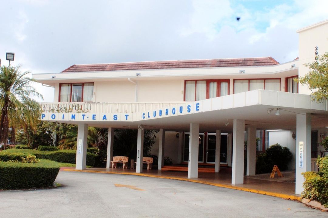 待售: $145,000 (1 贝兹, 1 浴室, 768 平方英尺)