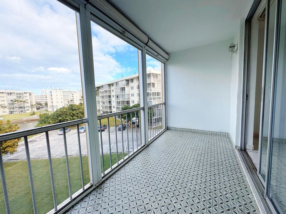 待售: $145,000 (1 贝兹, 1 浴室, 768 平方英尺)