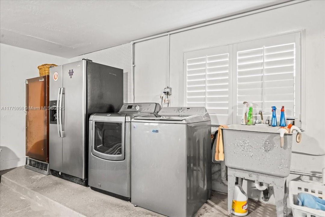 待售: $1,900,000 (6 贝兹, 4 浴室, 0 平方英尺)