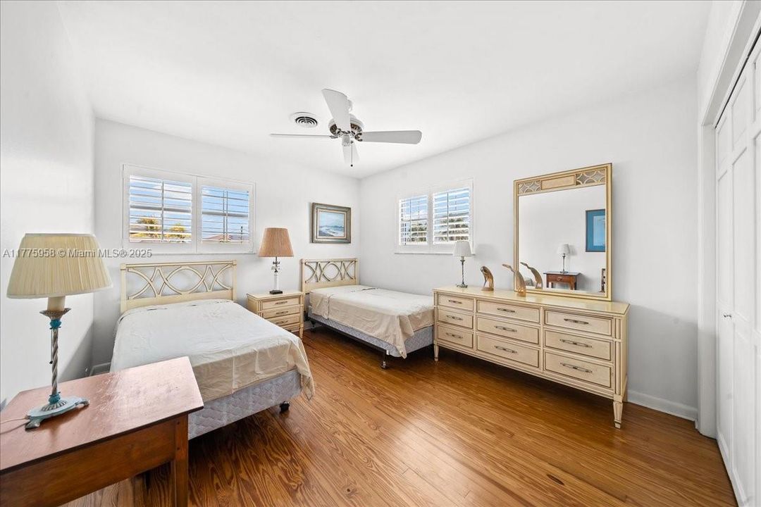 待售: $1,900,000 (6 贝兹, 4 浴室, 0 平方英尺)