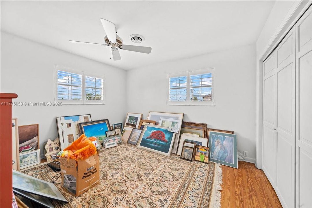 待售: $1,900,000 (6 贝兹, 4 浴室, 0 平方英尺)