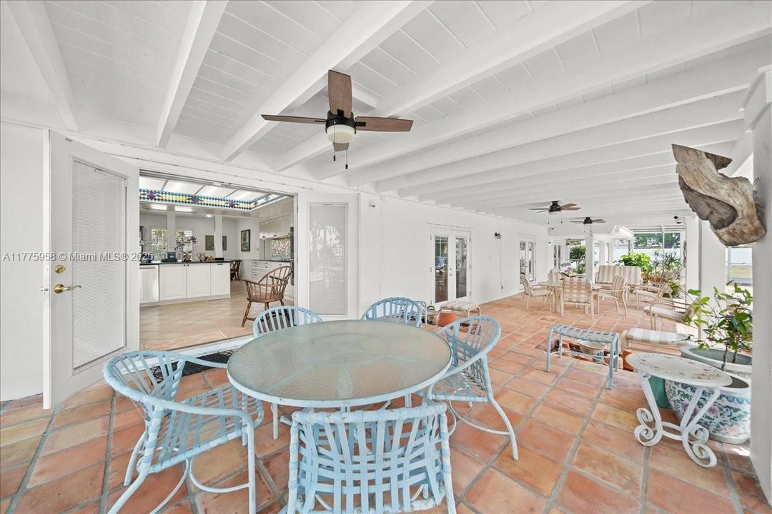 待售: $1,900,000 (6 贝兹, 4 浴室, 0 平方英尺)