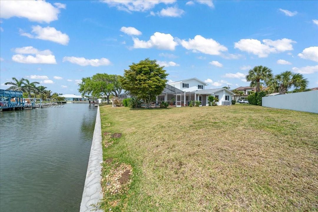 待售: $1,900,000 (6 贝兹, 4 浴室, 0 平方英尺)