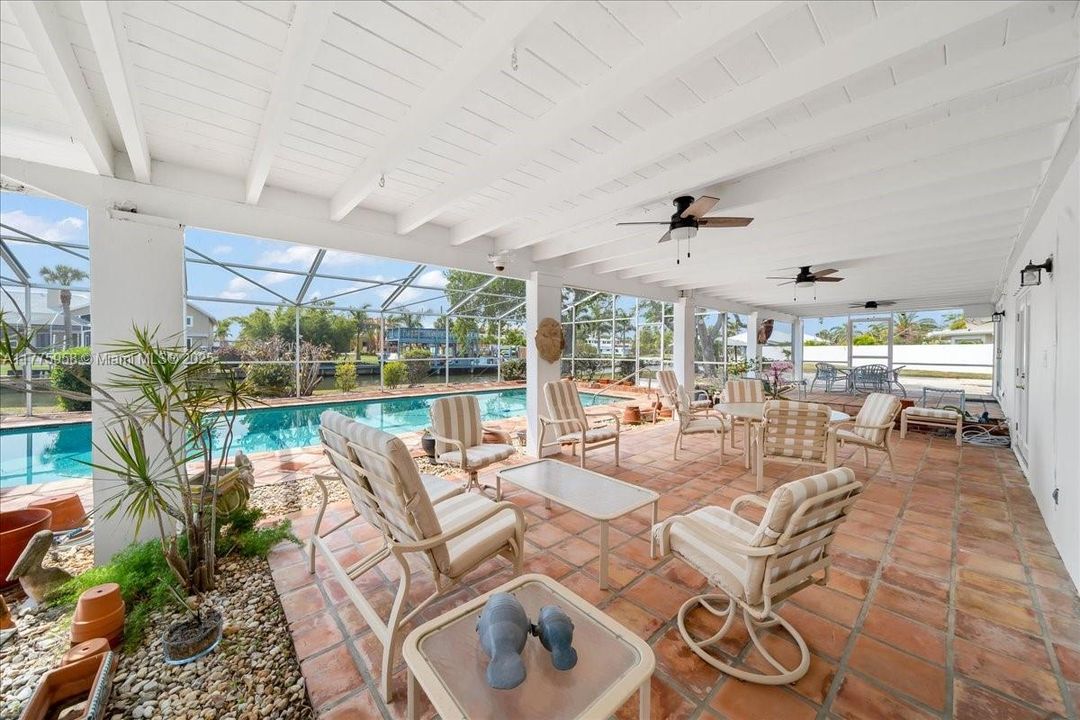 待售: $1,900,000 (6 贝兹, 4 浴室, 0 平方英尺)