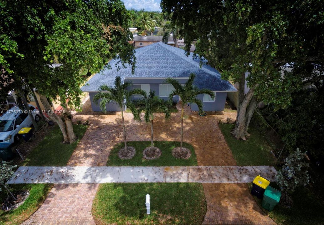 En Venta: $799,900 (6 camas, 4 baños, 2160 Pies cuadrados)